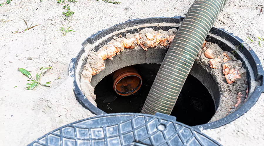 What is hydro jetting a clogged drain?